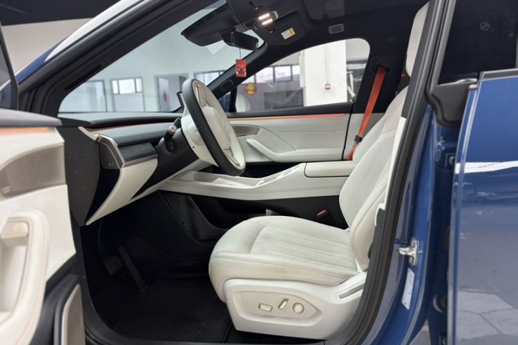 Used ONVO L60 2024 60 kWh Rear-Drive Version
