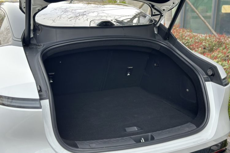 Used Avatr 06 2025 Ultra Pure Electric Edition
