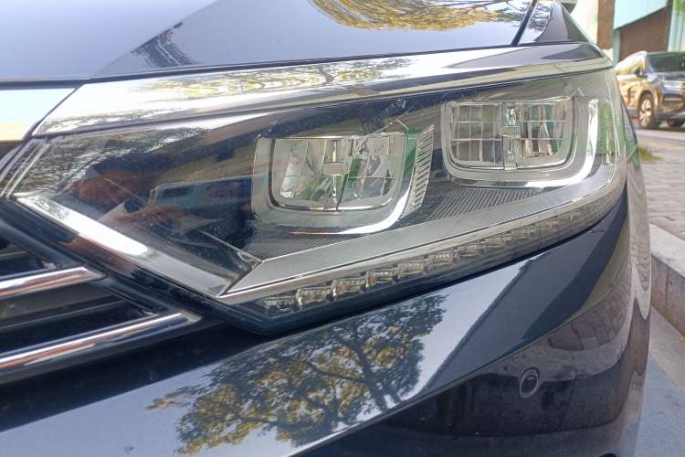 Used Volkswagen Magotan 2019 330TSI DSG Leading Edition China V Standard