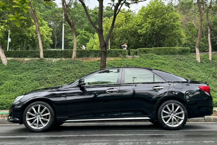 Used Toyota Reiz 2013 2.5V Shangrui Edition Exterior 2