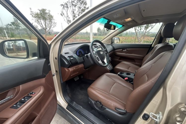 Used BYD S6 2014 2.4L Automatic Prestige 5-Seater