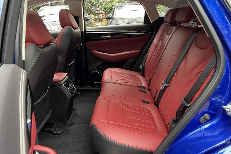 Used CHANGAN CS85 COUPE 2019 2.0T Automatic Luxury Edition China VI Standard
