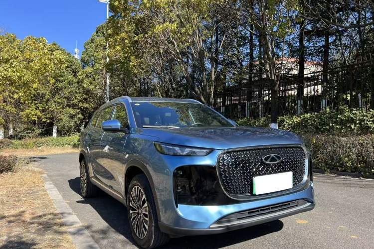 Used Chery Tiggo 8 PLUS C-DM 2025 1.5T 116 km Prestige Version 5 Seats
