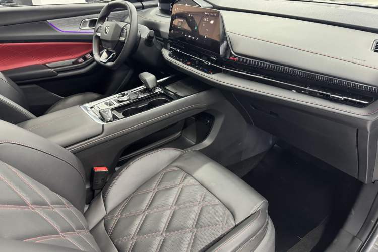 Used Changan CS55PLUS 2024 3rd Generation 1.5T DCT Prestige Model