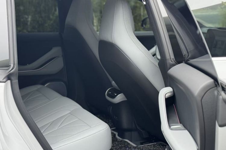 Used Nio ET5T 2025 75 kWh Touring Interior 6