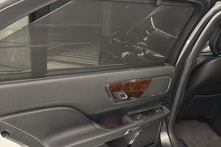 Used Lincoln Continental 2017 2.0T Two-Wheel-Drive Luxury Edition
