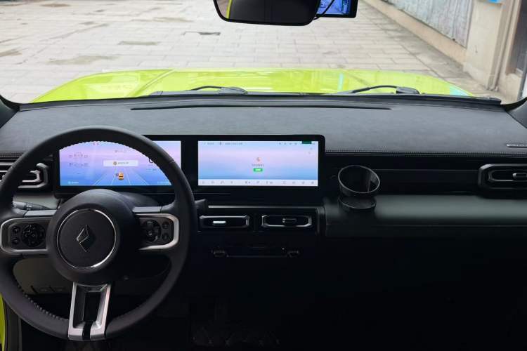 Used Baojun Spark 2023 Flagship Edition Interior 2
