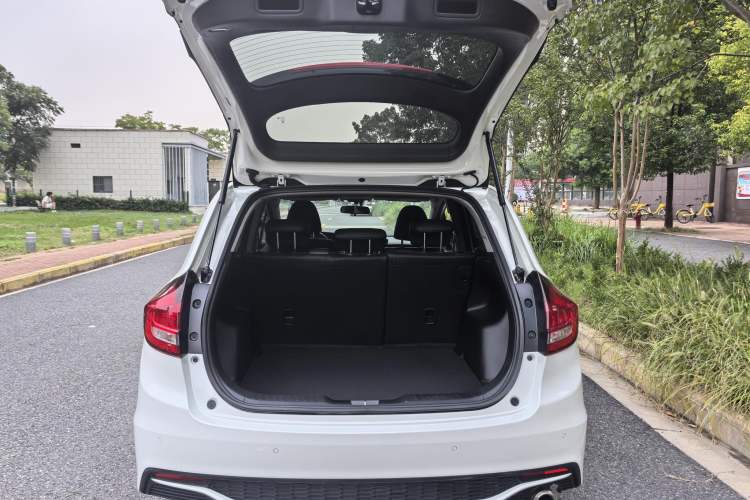 Used Honda Jade 2020 1.8L automatic Comfort version
