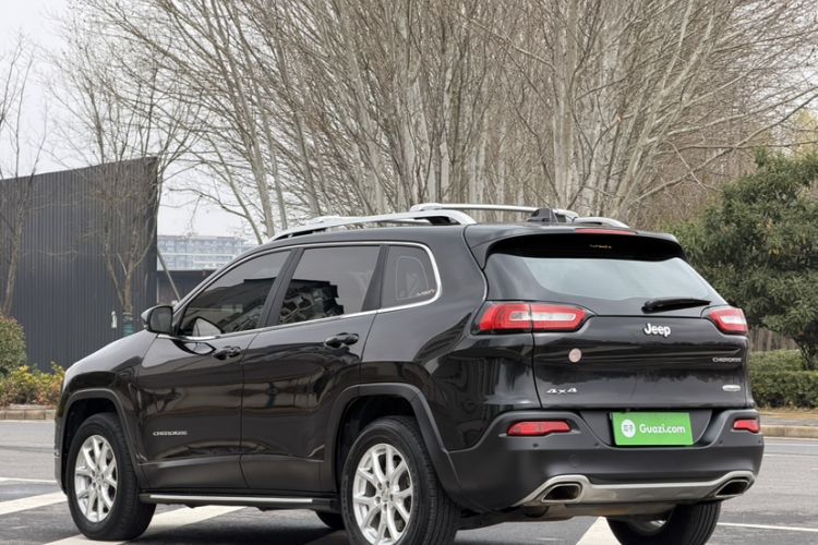 Used Jeep Cherokee 2016 2.4L Professional Edition