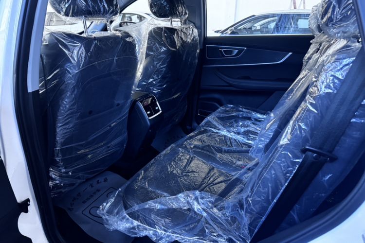 Used Chery Tiggo 8 2024 230TCI Automatic New Edition 7-Seater Interior 3