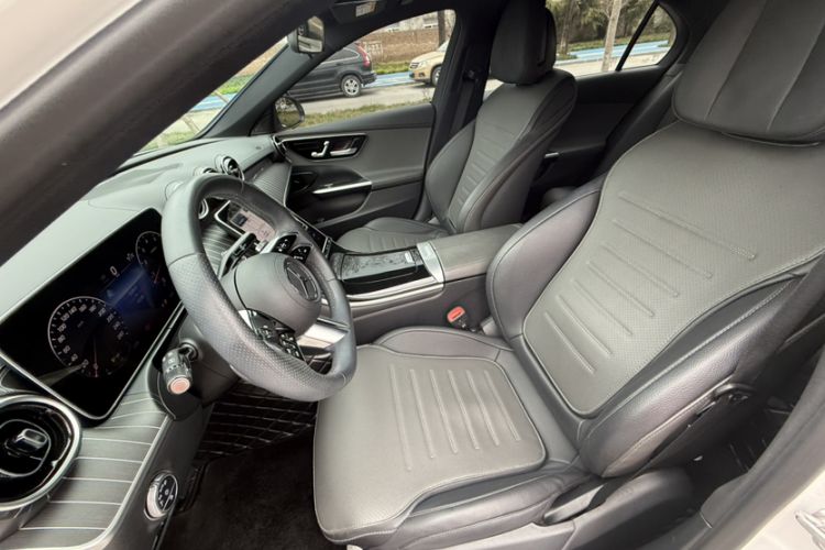 Used Mercedes-Benz C-Class 2023 C 200 L Sport Edition Interior 6