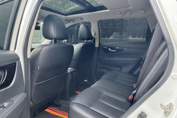 Used Nissan X-Trail 2022 Revised Version 2.0L Two-Wheel Drive Smart Connect & Comfort Edition
