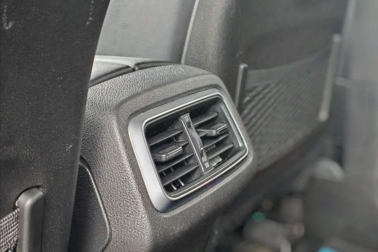 Used BAIC Off-Road BJ40 2023 2.0T Automatic Four-Wheel Drive Urban Hunter Edition Chivalrous Type