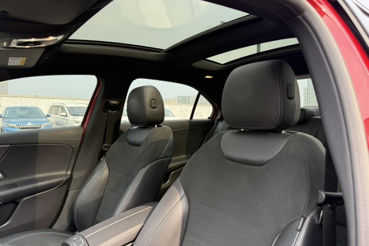 Used Mercedes-Benz A-Class 2019 Restyled A 180 L Sport Sedan Roof