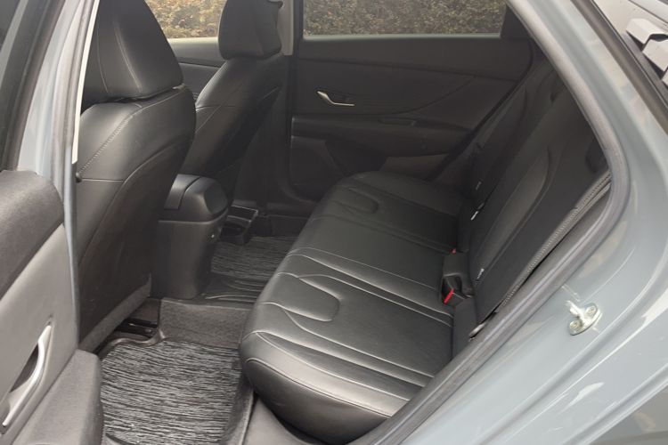 Used Hyundai Elantra 2021 1.5L CVT LUX Prestige Edition