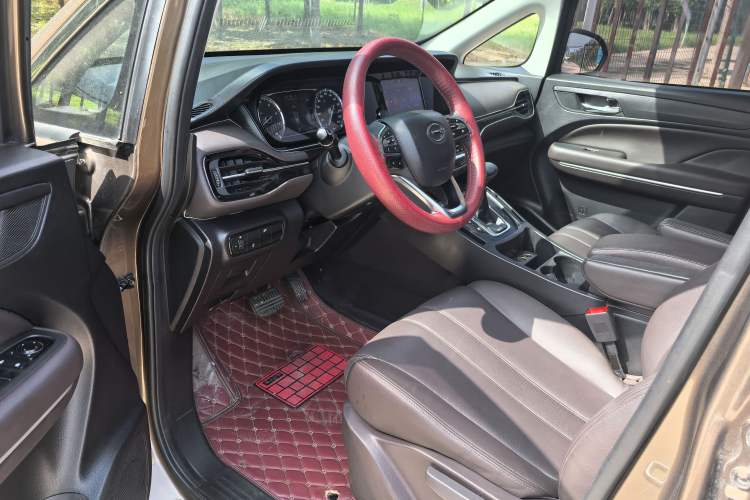 Used GAC Trumpchi M6 2019 270T Automatic Luxury Edition (7-seater) China V Standard