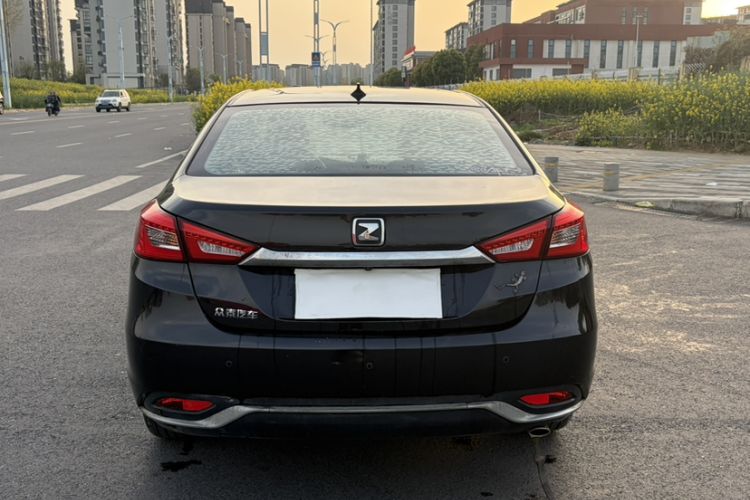Used Zotye Z500 2016 1.5T Manual Luxury Edition Exterior 7