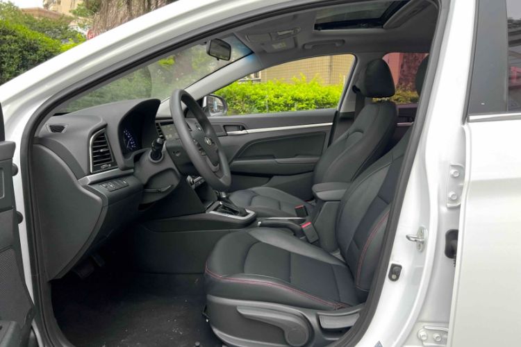 Used Hyundai Elantra (6th Generation / Lingdong) 2016 1.6L Automatic ZhiXuan – Elite Version