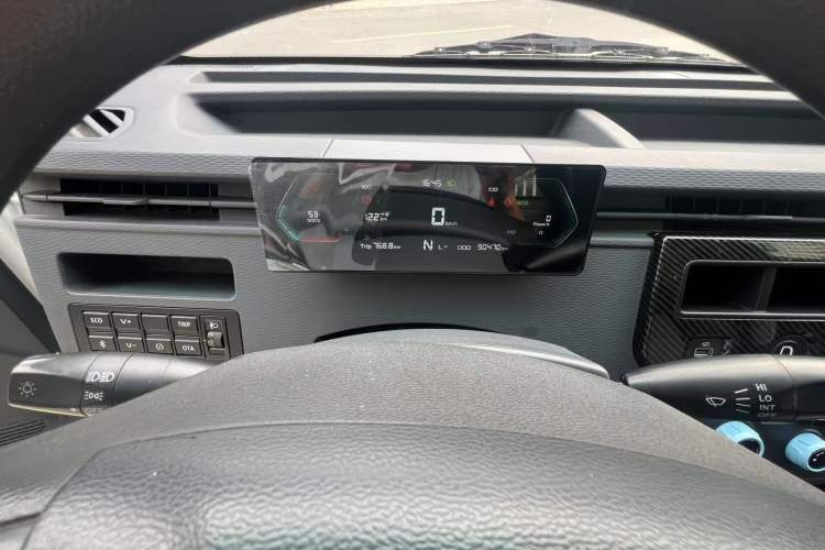 Used Farizon Xingxiang F1E 2023 Evesight Cargo Van with 41.86 kWh
