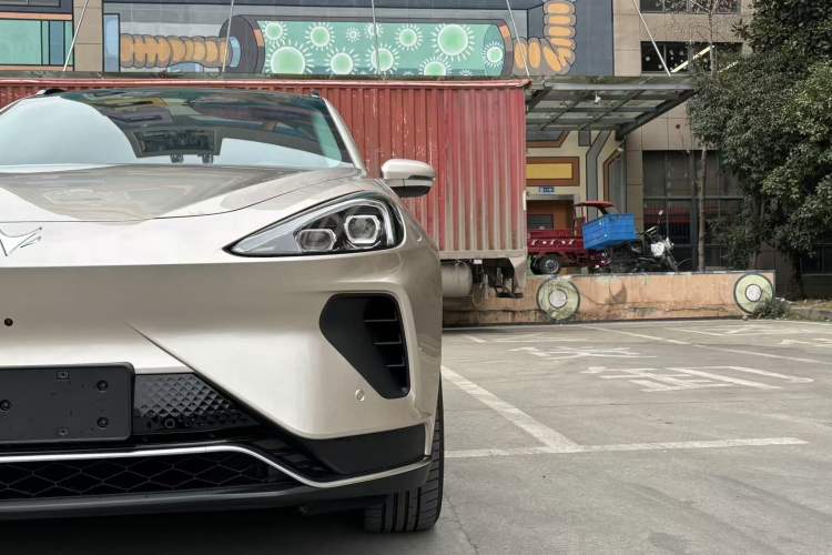 Used ARCFOX Alpha T6 2025 688MAX 175kW
