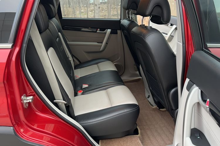 Used Chevrolet Captiva 2014 2.4L 4x4 Luxury Edition 5 Seats