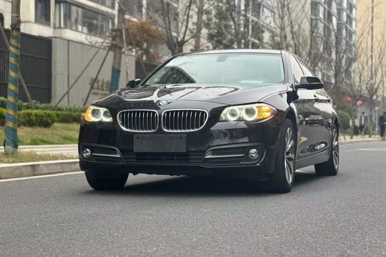 Used BMW 5 Series 2017 525Li Leading Model Guazi used car, China used car export, Used car for sale, Used  cars, Cheapest cars for sale