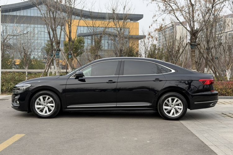 Used Volkswagen Passat 2019 280TSI Business Edition China VI Exterior 2