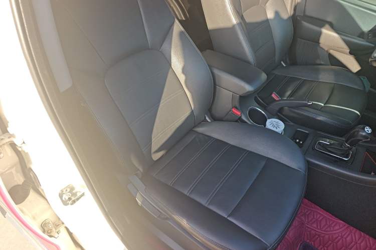 Used BAIC Senova X65 2015 2.0T Automatic Elite Model