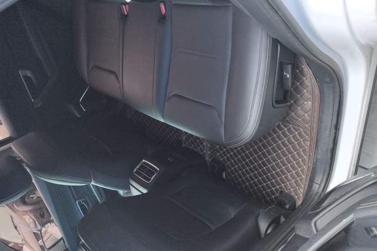 Used BYD Song Pro 2019 1.5T Automatic Luxury Model Interior 2