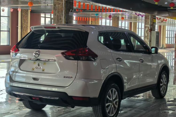 Used Nissan X-Trail 2022 Revised Version 2.0L Two-Wheel Drive Smart Connect Premium Edition