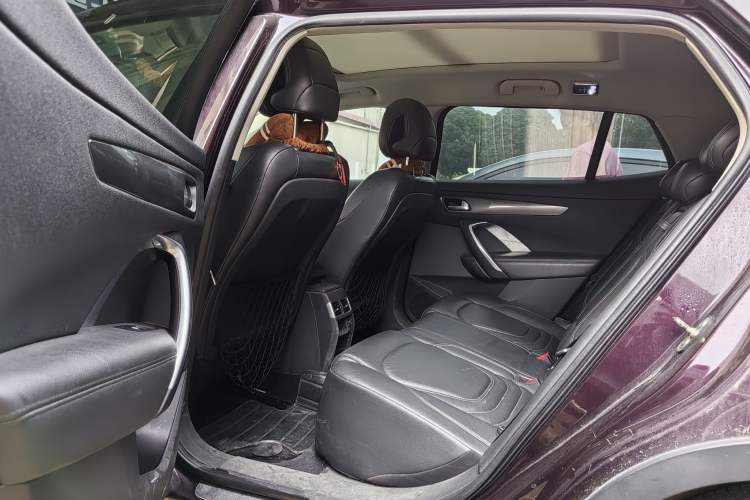 Used DS 6 2016 1.6T Luxury Edition THP160