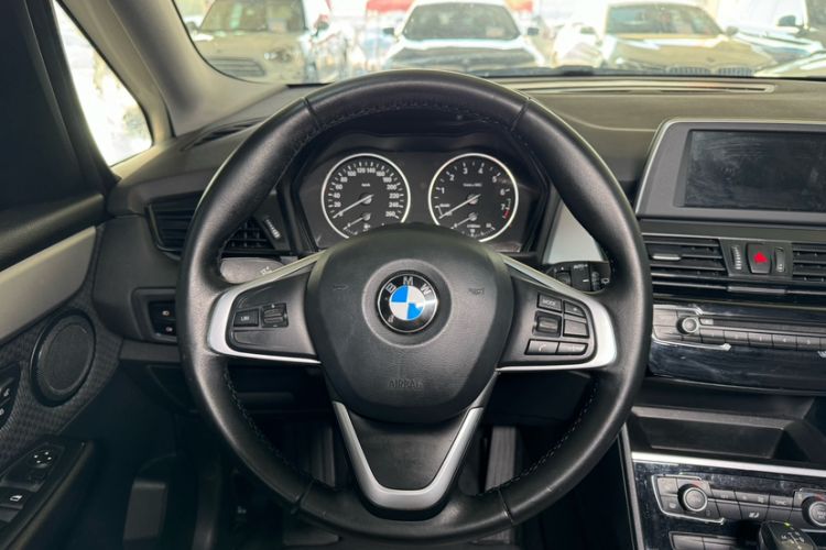 Used BMW 2 Series Gran Tourer 2015 218i Leading Model Interior 7