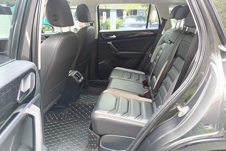 Used Volkswagen Tayron GTE Plug-in Hybrid 2020 1.4T Luxury Model Interior 9