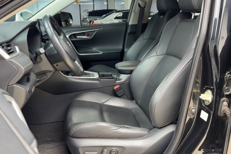 Used Toyota Wildlander 2023 2.0L CVT Two-Wheel Drive Urban Edition
