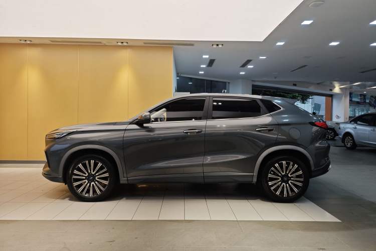 Used CHANGAN OSHAN X5 2021 1.5T DCT Luxury Edition Exterior 3