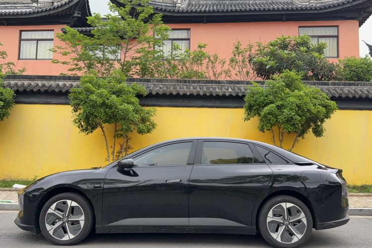 Used XPeng MONA M03 2024 620 with Ultra-Long Range
