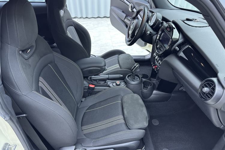 Used MINI 2018 1.5T COOPER Racing Driver Right Front Seat