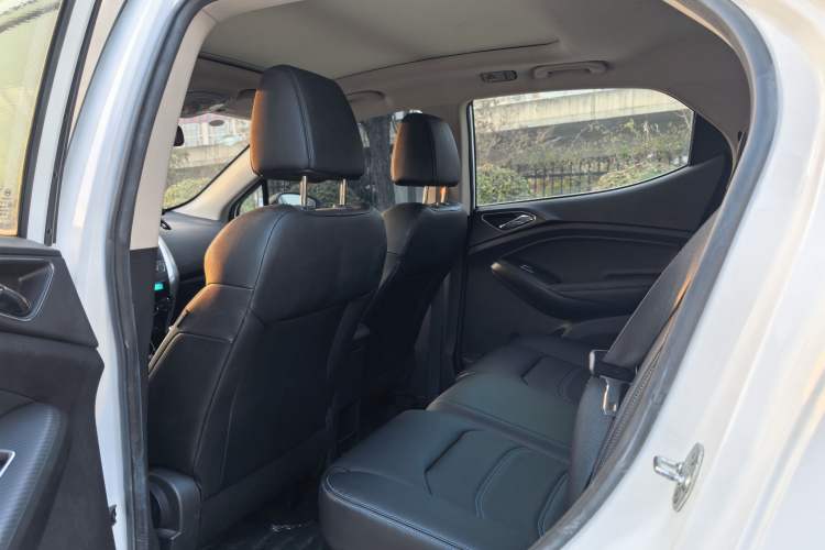 Used BYD Yuan New Energy 2018 EV360 Smart Connect Cool Edition