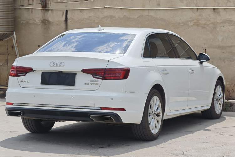 Used Audi A4L 2019 40 TFSI Ambition China VI Exterior 5