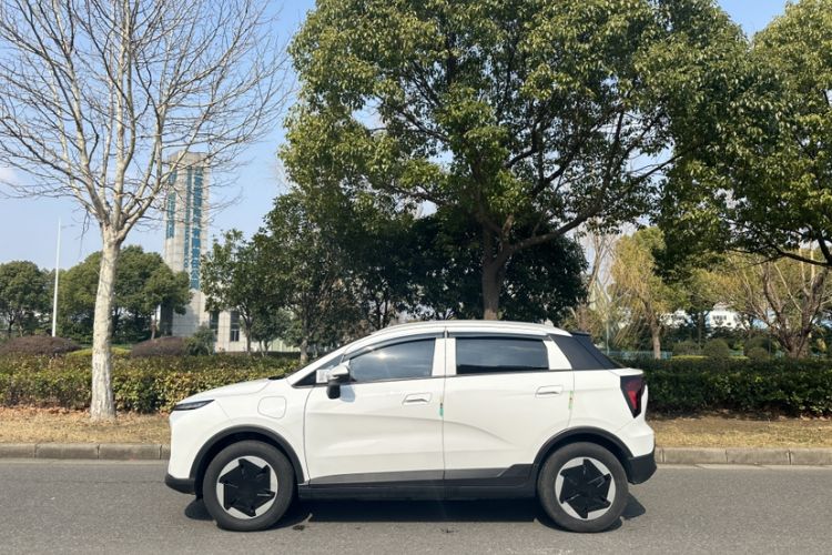 Used Geometry E Firefly 2024 301km Flowing Light