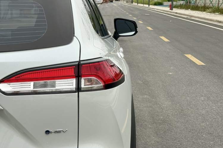 Used Toyota Corolla Cross 2026 Model 2.0L Smart Electric Hybrid Dual-Engine Pioneer Edition