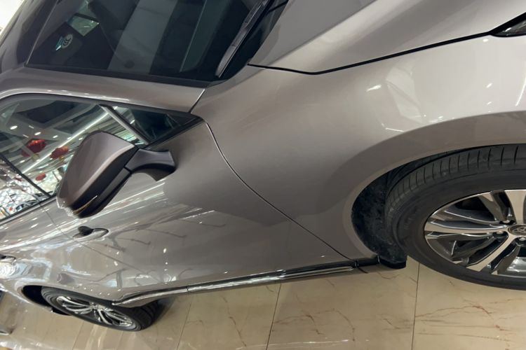 Used Toyota Venza 2023 2.0L CVT Two-Wheel Drive Luxury Edition
