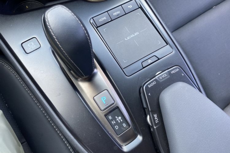 Used Lexus UX New Energy 2020 300e Pure·Joy Edition
