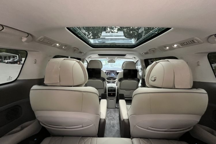 Used Denza D9 2022 DM-i 970 Four-Wheel Drive Flagship Model Interior 7