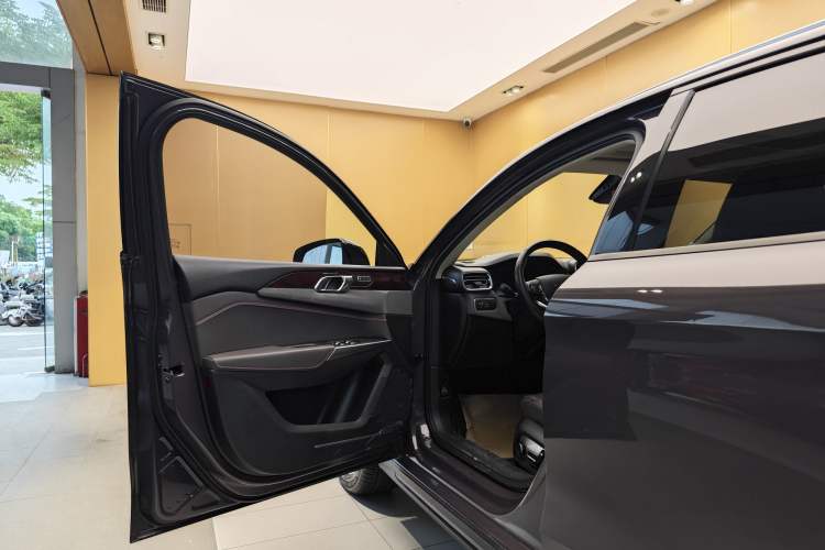 Used Lynk & Co 02 2020 High-Energy Edition 2.0T Automatic Two-Wheel Drive Shine Pro Edition
