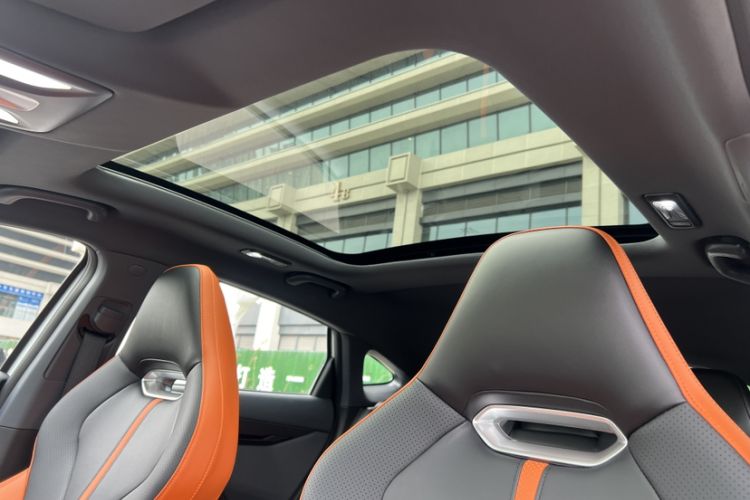 Used Changan UNI-V iDD 2023 ZhiDian iDD 1.5T 113km ZhiKu Model
