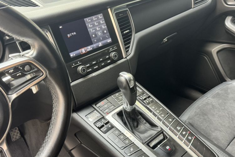 Used Porsche Macan 2017 Macan 2.0T Audio And AC Panel