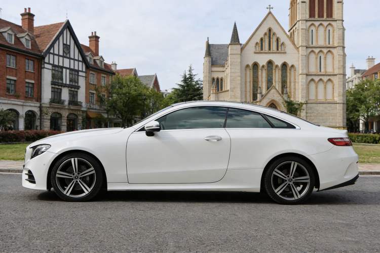 Used Mercedes-Benz E-Class 2017 E 200 Coupe Exterior 7