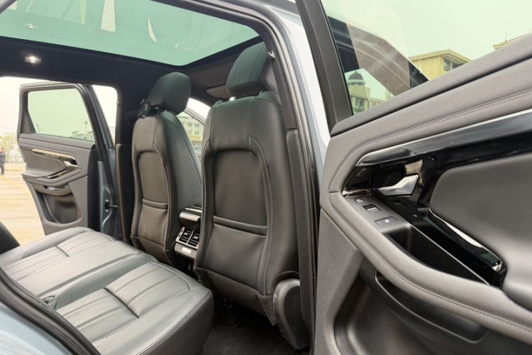 Used Land Rover Range Rover Evoque 2020 249 PS R-DYNAMIC SE Sport Technology Edition