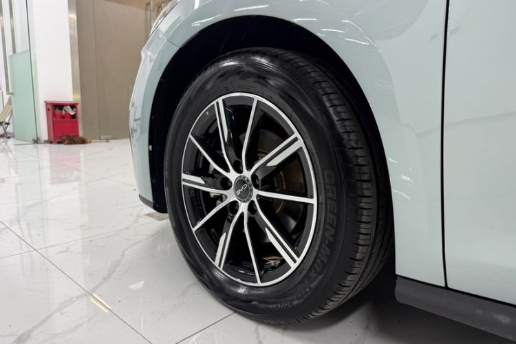 Used BYD Seal 06 New Energy 2024 DM-i 80KM Prestige Model Exterior 5